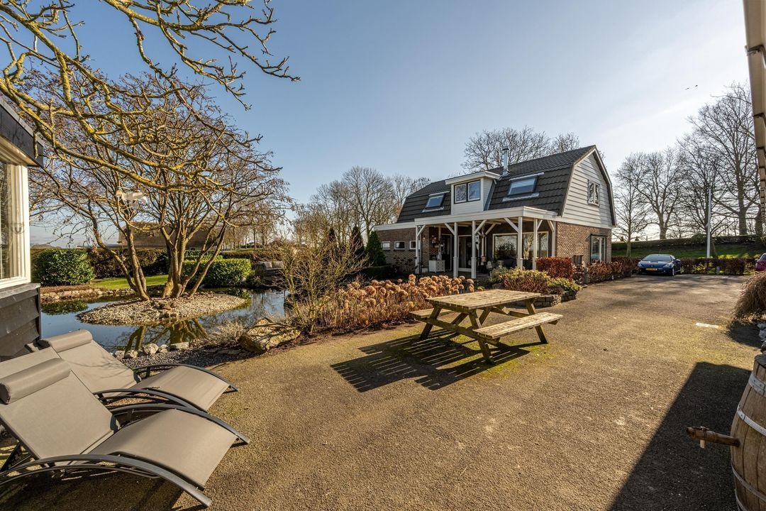 Oud-Cromstrijensedijk OZ 54 A, Klaaswaal €1.1000.000 k.k.