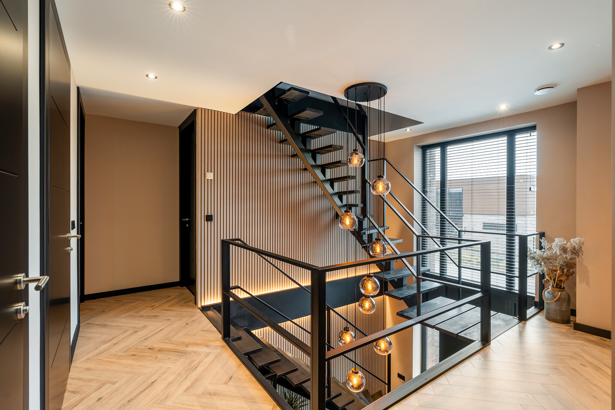 Paltrokmolen 3 A, Numansdorp €1.495.000 k.k.