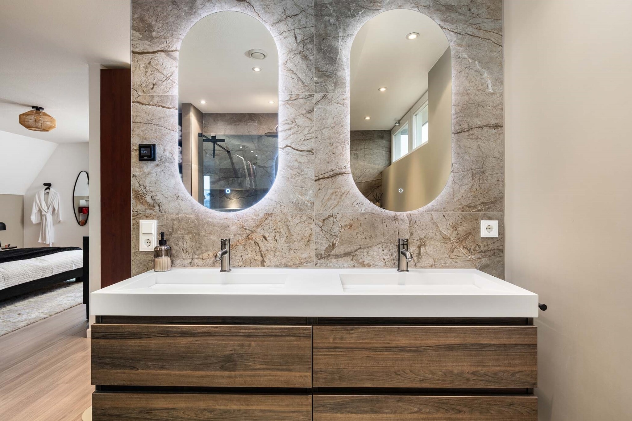 Vrijenburglaan 12, Barendrecht €1.500.000 k.k.