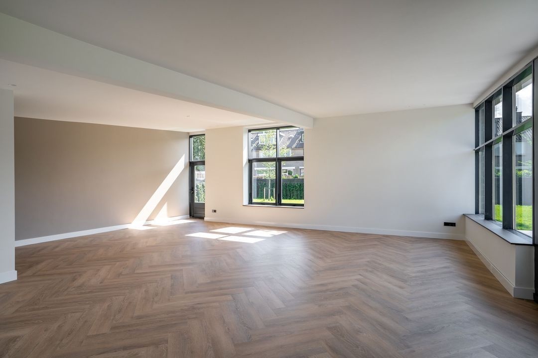 Bakkersdijk 15, Barendrecht €1.395.000 k.k.