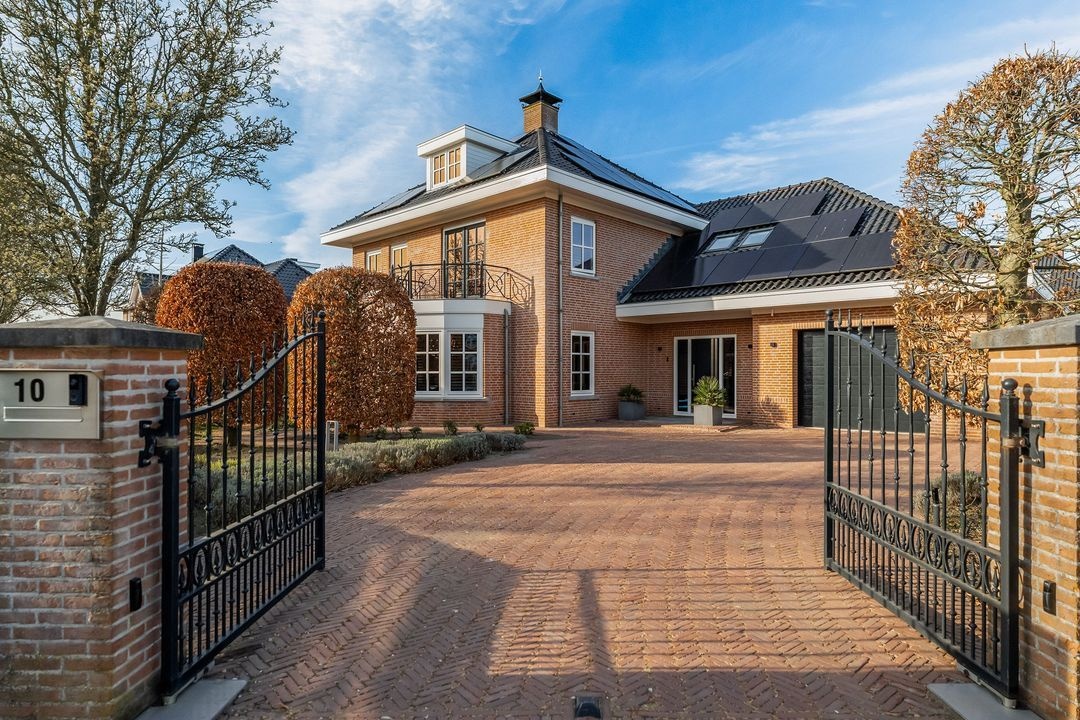 Kloosring 10, Oud-Beijerland €2.950.000 k.k.