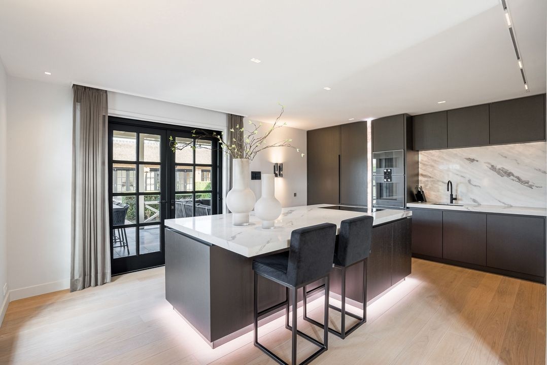 Kloosring 10, Oud-Beijerland €2.950.000 k.k.