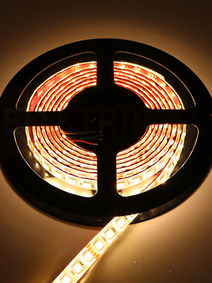 LED Strip RGBW Ultra 2.5 Meter 84 LED 24 Volt