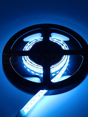 LED Strip RGBW DELUXE 1 Meter 96 LED 24 Volt