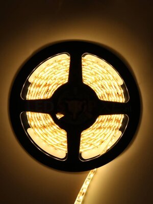LED Strip Extra Warm Wit 2,5 Meter 120 LED 12 Volt - Ultra