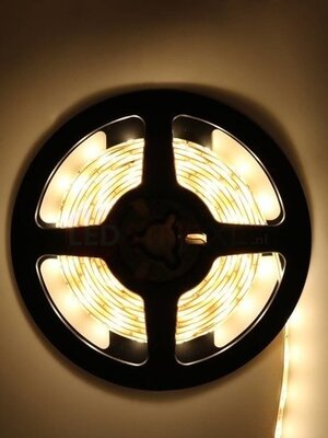 LED Strip Extra Warm Wit 2.5 Meter 60 LED 12 Volt - Ultra
