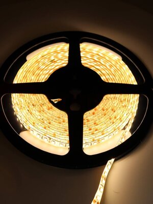 24V LED Strip Warm Wit 5 Meter 120 LED - Ultra