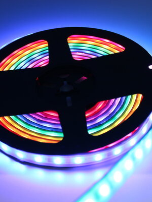 5 Meter Digitale RGB 60 LED/m LEDStrip 12 Volt WS2811