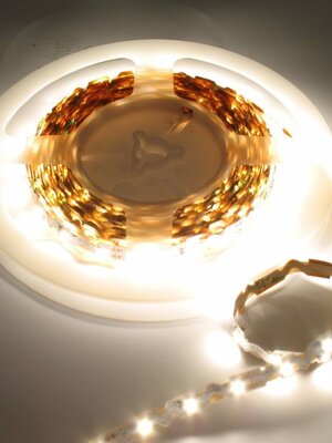 Epistar Power LEDStrip Warm Wit Buigbaar S-Shape 5 meter 2700K 72 led per meter