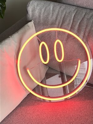 Neon Logo met LED Smiley