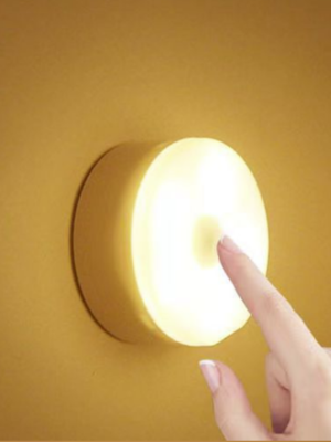 Oplaadbare LED Nachtlamp met aan/uit knop en Magnetische bevestiging