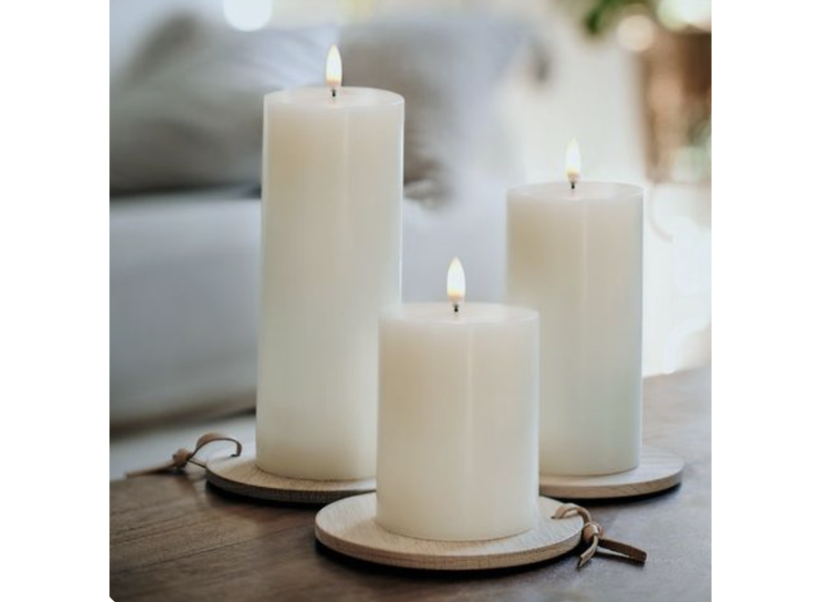 led-kaars - pilaar - 7,8cm x 20cm - vanilla