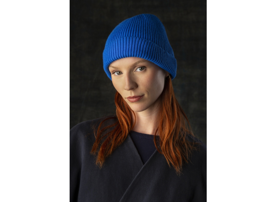 wolvis - beanie - cobalt