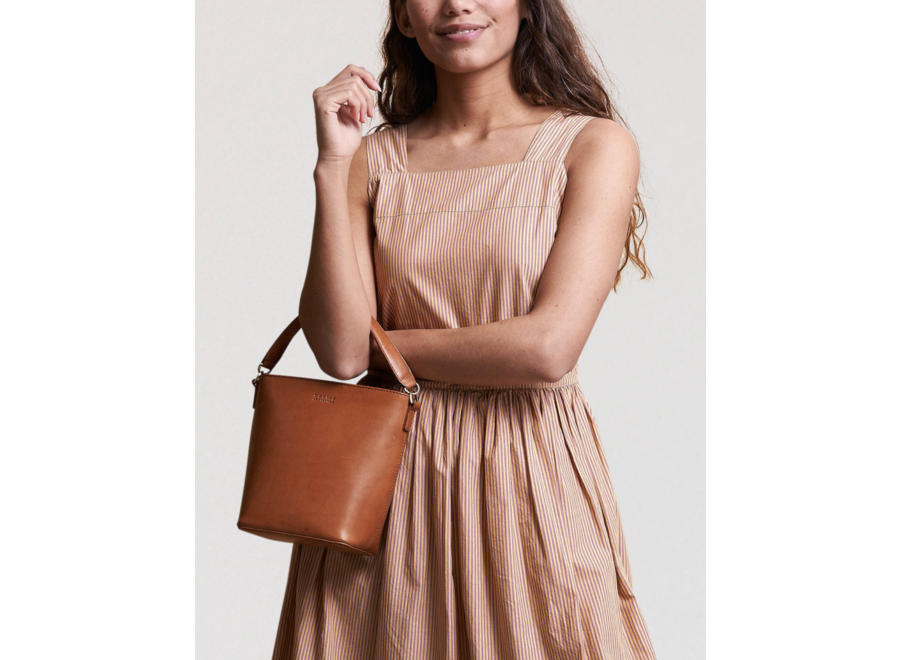 bucket bag - midi - cognac leather