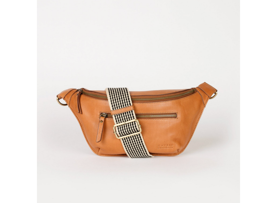drew bumbag - wild oak leather