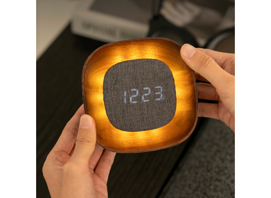 wekker - luminous square clock - walnoot