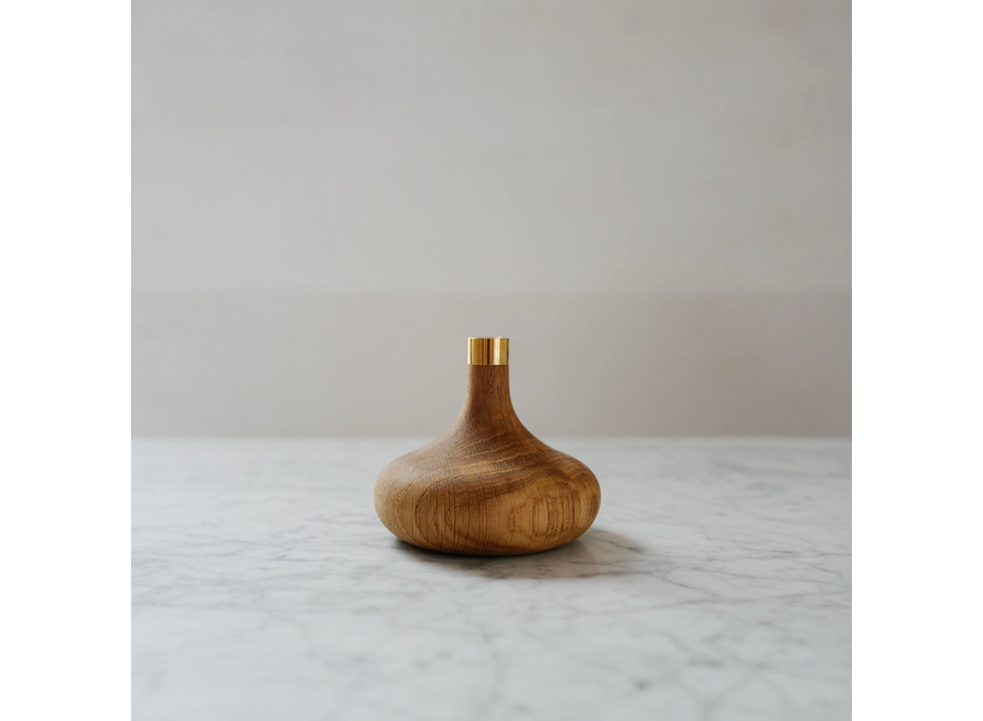 kandelaar - eik & messing - voor kaarsen 'slender / bijenwas'