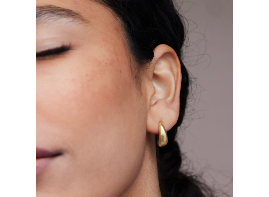 oorstekers ringen - bold curve - verguld