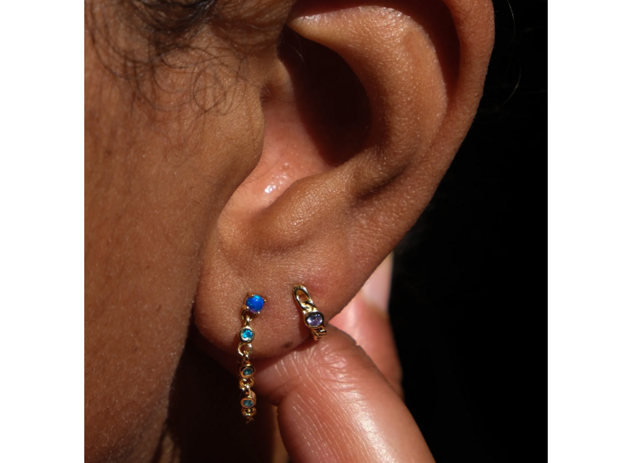 oorsteker - blue gem chain - verguld