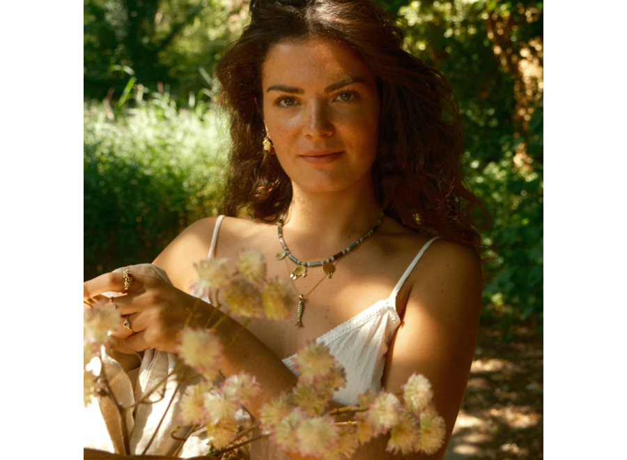 hangertje - fish green stone - verguld