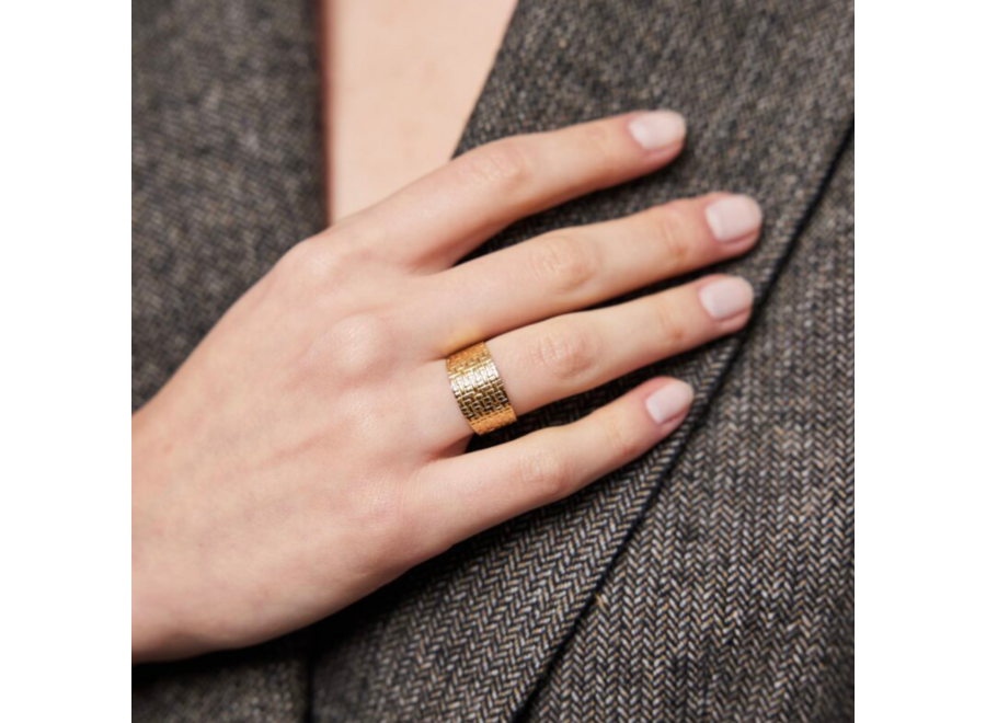 ring - geo pattern - verguld