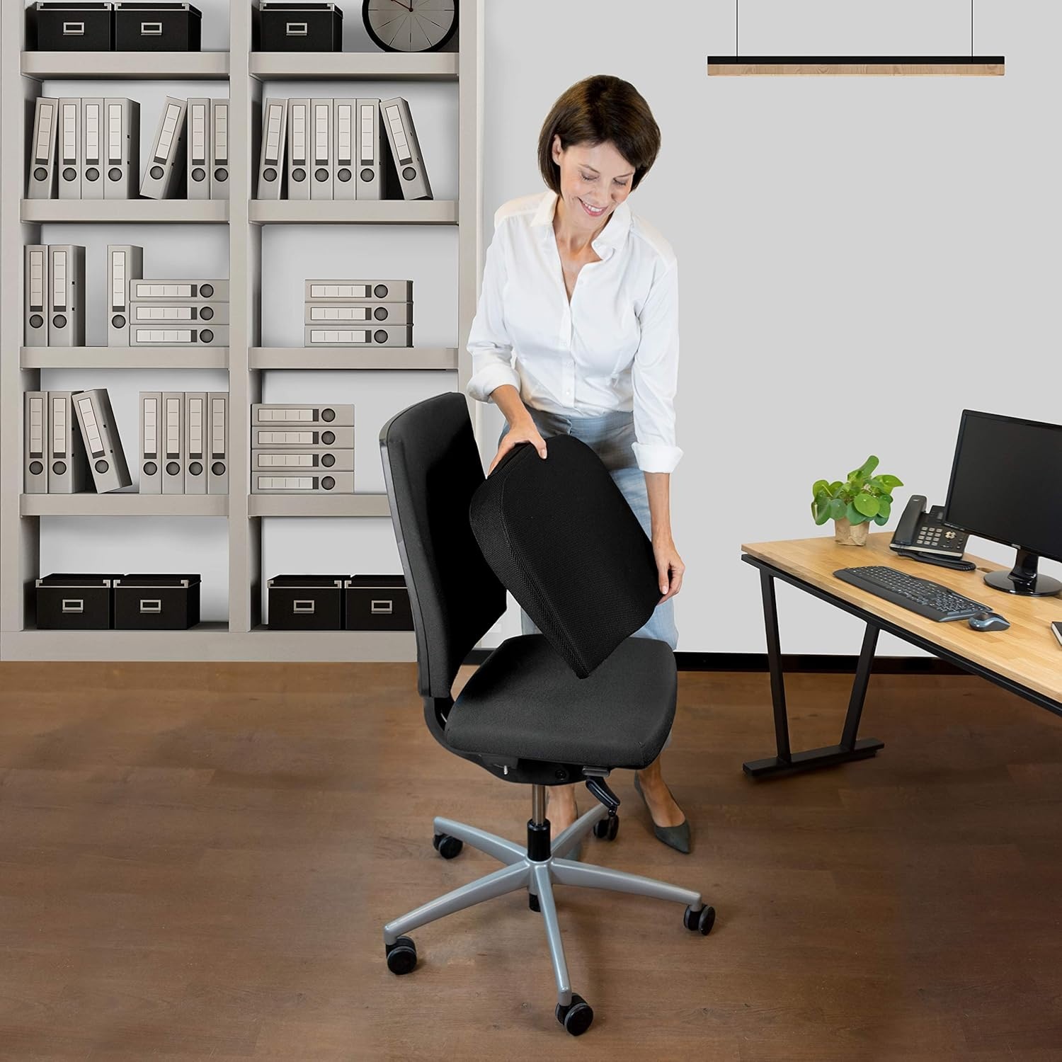 Coussin Ergonomique Mousse Visco-Gel Noir | Jusqu'à -30% Outlet !