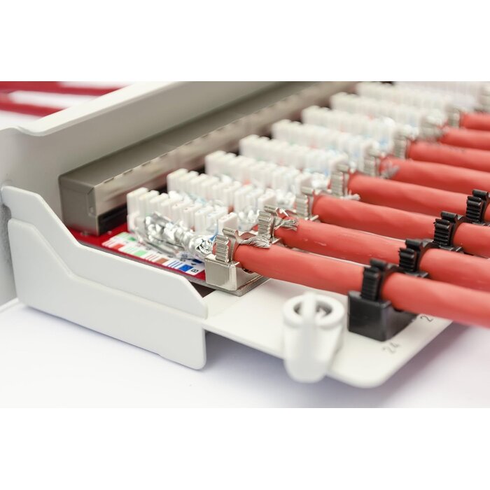 Panneau de brassage 19" Cat-6A 24 ports RJ45 - Jusqu'à 35% de remise !