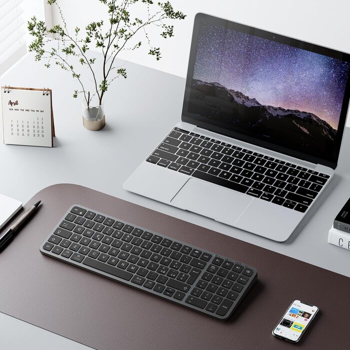 Clavier sans fil Bluetooth RGB - Jusqu'à -63,4% sur l'Outlet