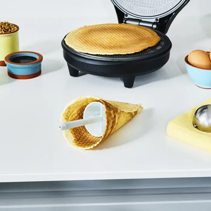 Gaufrier et cônes à glace 700W - Jusqu'à -32,2% de réduction
