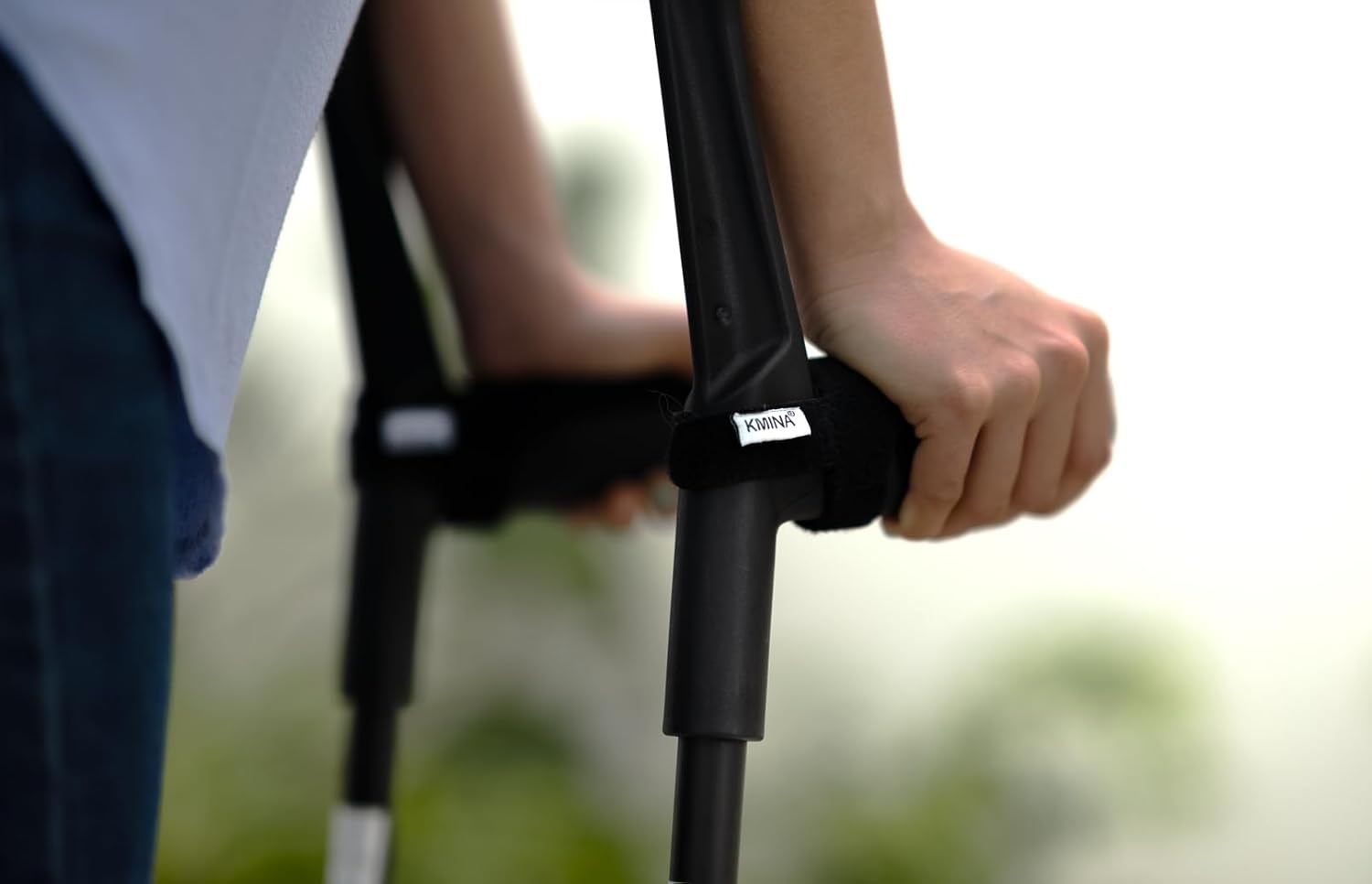 Béquilles avant-bras ergonomiques - Aluminium noir - Jusqu'à -39%