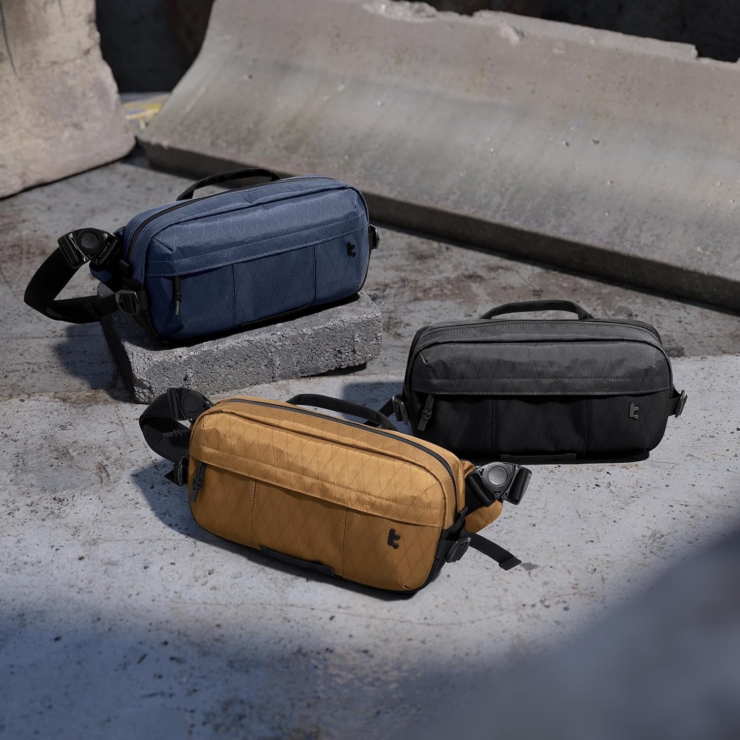 Sac bandoulière urbain 5,5L tech - Jusqu'à 34% de réduction