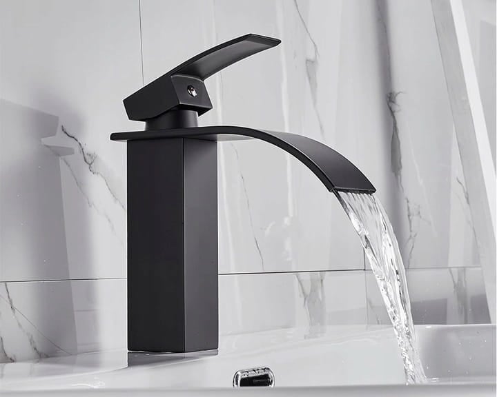 Viking Choice Mitigeur de lavabo noir mat 18 cm en laiton - Jusqu'à -23% de remise