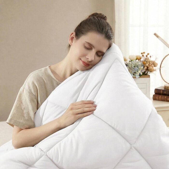 Couette 4 saisons 200x200 cm - Microfibre modulable - Jusqu'à -33%