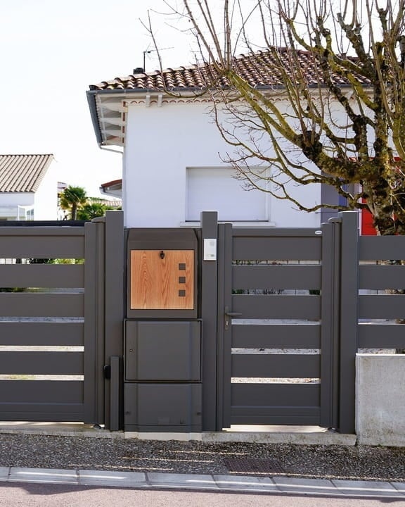 Boîte aux lettres colis métal anthracite aspect bois - Jusqu'à -38%