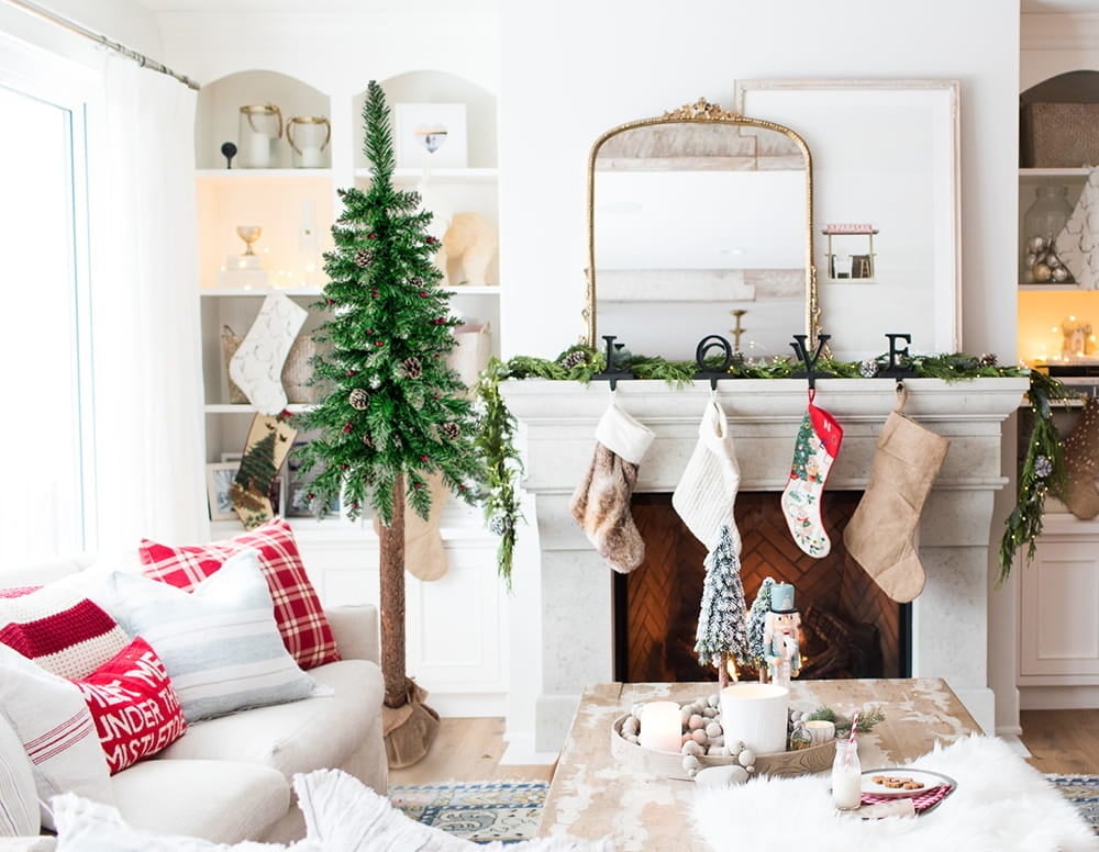 Sapin de Noël artificiel 220 cm effet neige - Jusqu'à 34% de réduction