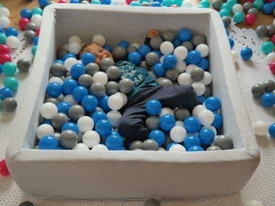 Piscine à balles 90x90cm avec 300 balles - Jusqu'à -34% de remise
