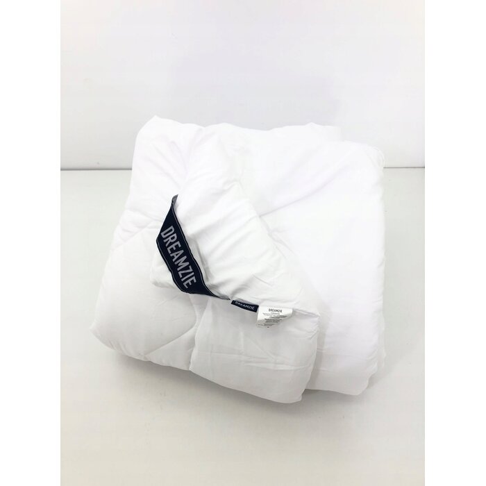 Couette toutes saisons 200x220 cm - Oeko-Tex - Jusqu'à 31% de réduction