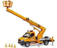 Camion de service avec plateforme élévatrice - Jusqu'à -34%