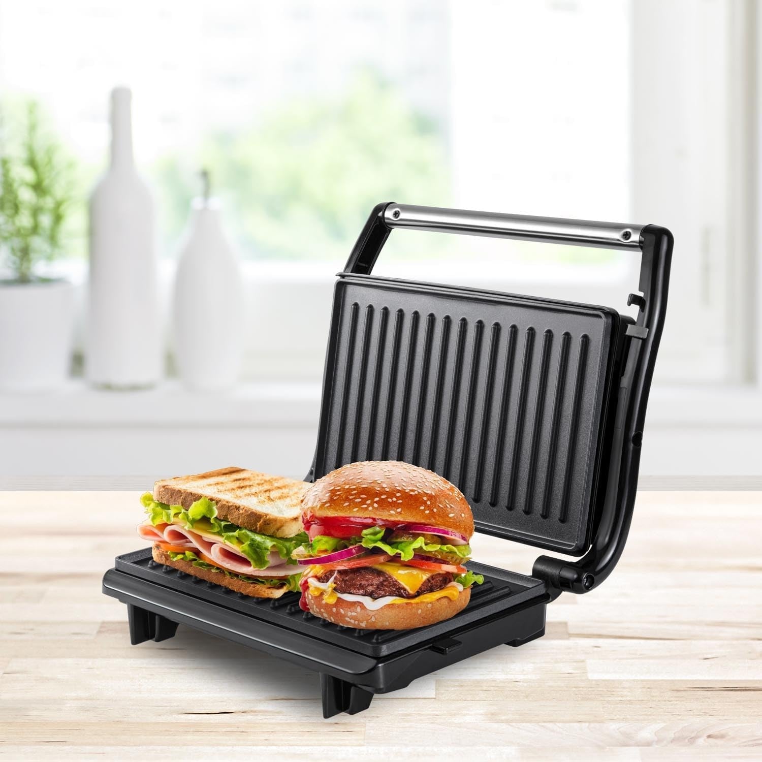 Gril électrique et presse-panini 800W - Jusqu'à -31% de remise
