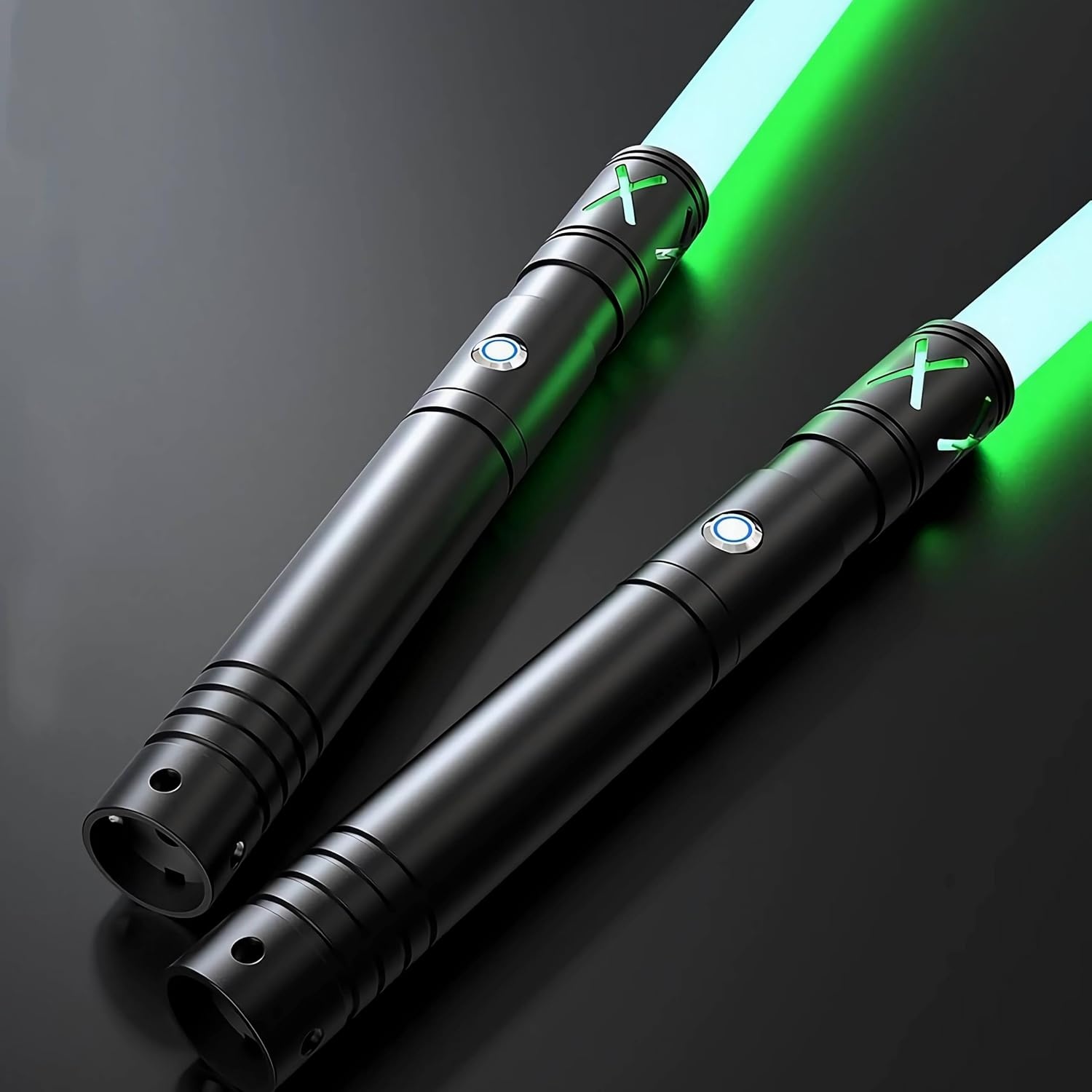 Lot de 2 Sabres Laser 2-en-1 RGB 36" - Jusqu'à -29% sur l'état neuf