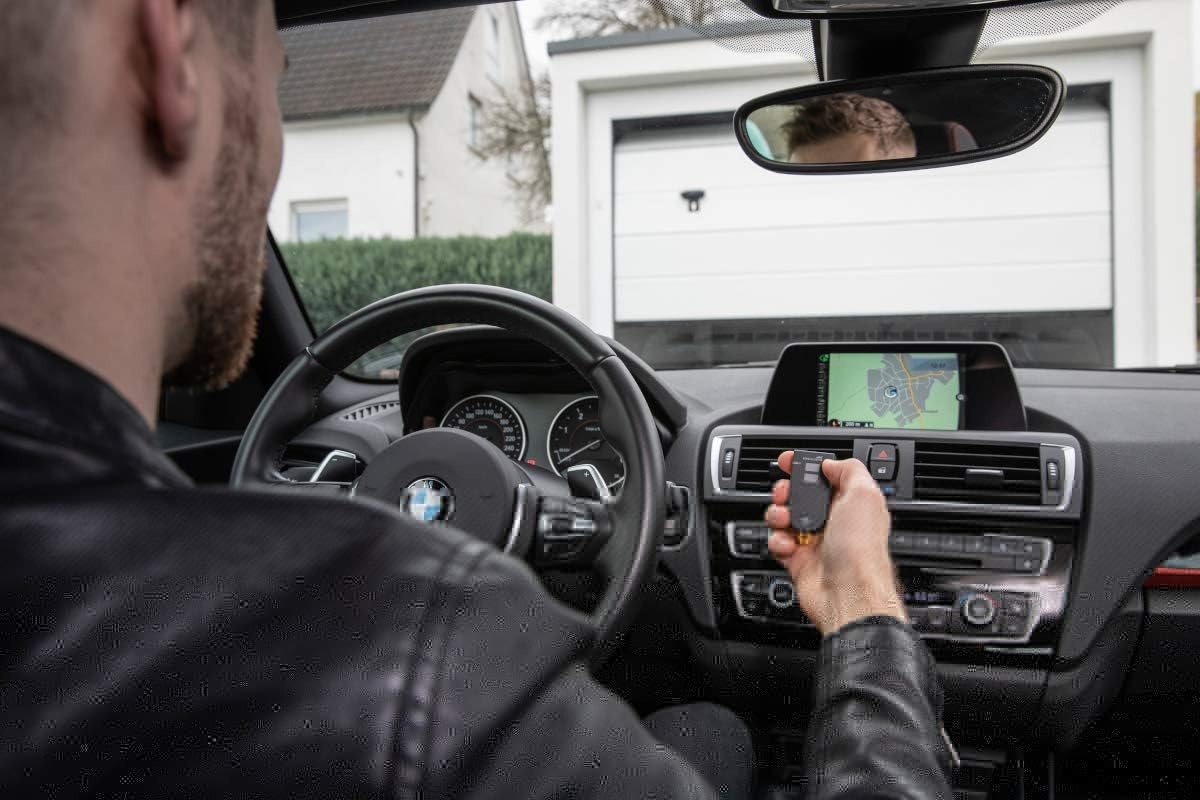 Télécommande 2 Canaux pour Porte de Garage - Jusqu'à 32% de remise