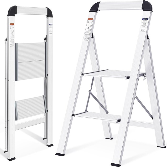 Escabeau pliable 3 marches en aluminium - Jusqu'à -34% sur le prix