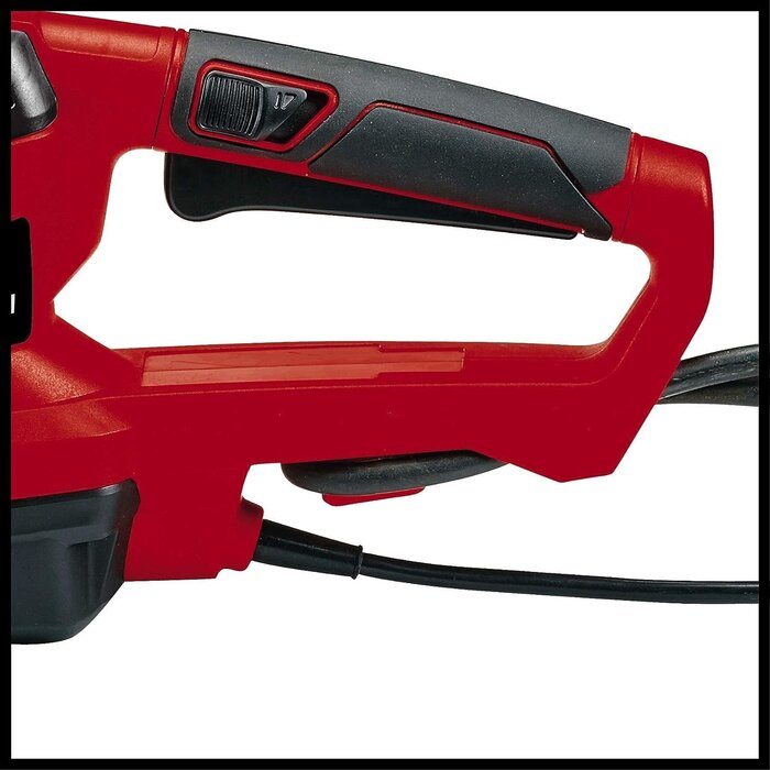 Taille-haie électrique 700 W - Lame 670 mm - 34% de remise