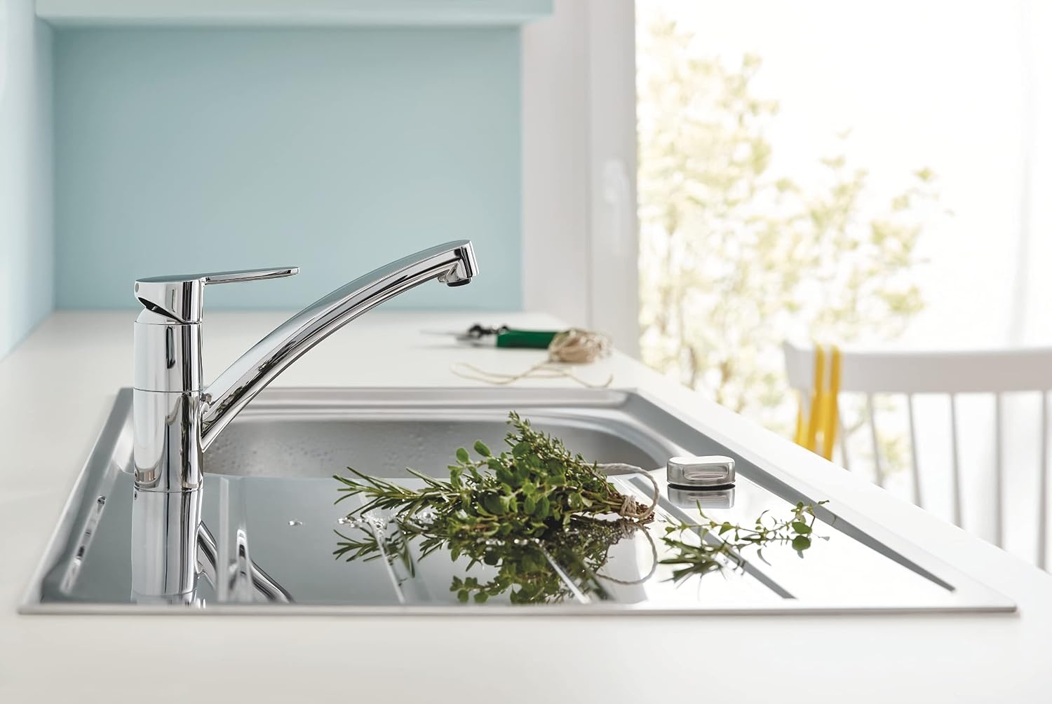 Mitigeur d'évier bec plat chromé 140° - 33% de remise