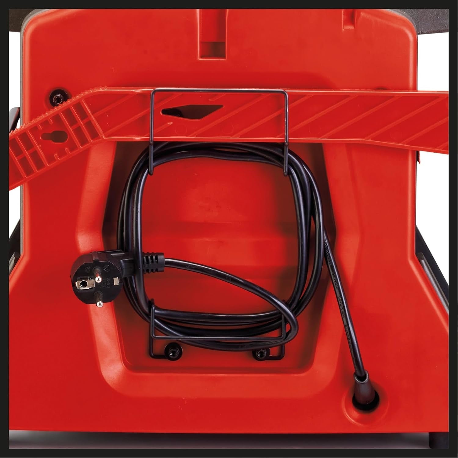 Raboteuse-dégauchisseuse 1500W - 204mm - 35% de remise
