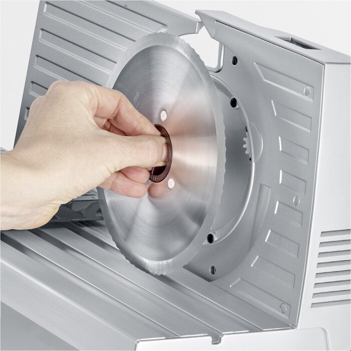 Trancheuse universelle 150W, lame Solingen, épaisseur réglable - 45% de remise