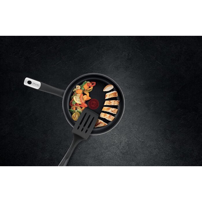 Poêle Hard Titanium 28 cm - Noir - 38% de remise