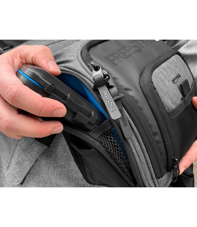 SPRO Freestyle SPRO FREESTYLE SHOULDER BAG V2