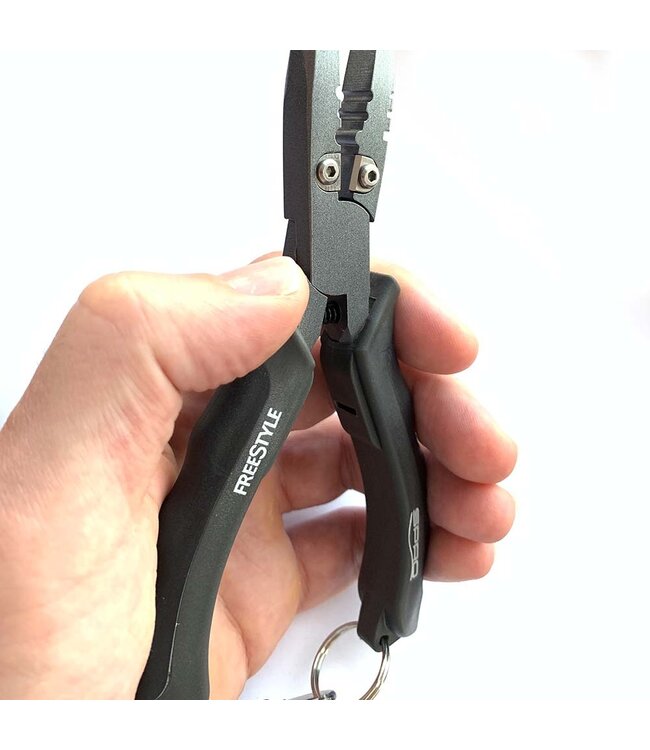 SPRO Freestyle SPRO FREESTYLE PLIER18