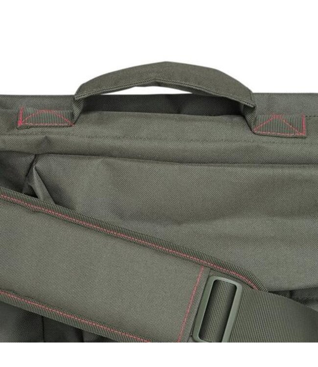 JRC JRC DEFENDER II HOLDALL 12FT 3 plus 3 ROD